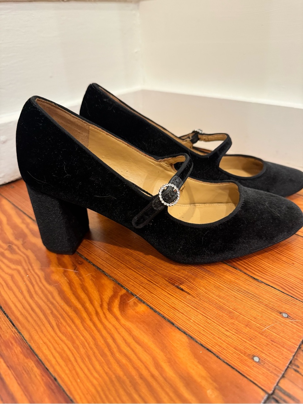J. Crew Black Velvet Mary Jane Block Heel Pumps Sz. 7.5 Holiday Festive Preppy